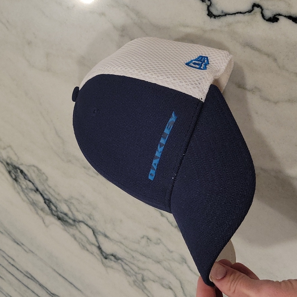 Oakley navy and white hat